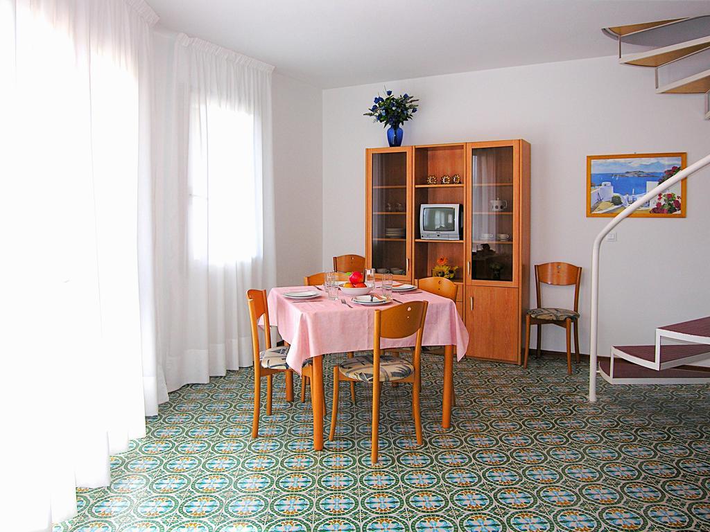 Appartamenti Villaggio San Siro บิบิโอเน ภายนอก รูปภาพ